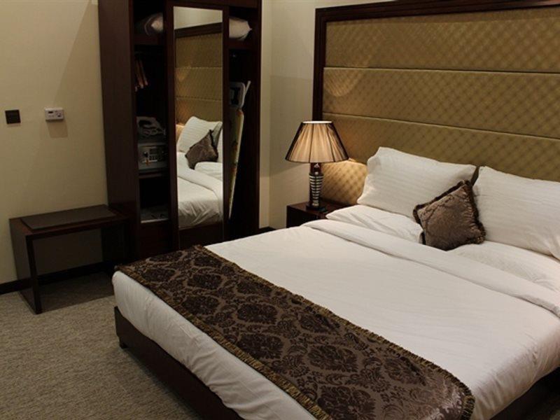 Aparthotel Milestone 3*