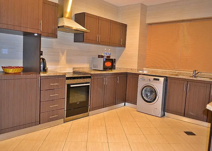 Milestone Hotel Apartment